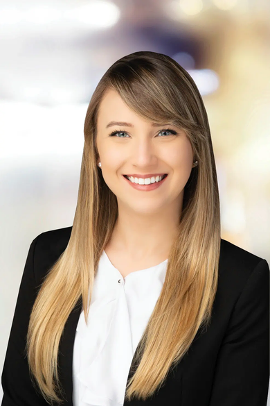 Portrait of Talon Zinger, Home Marketing Consultant | REALTOR®.